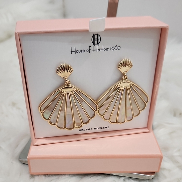 💛🔹️House of Harlow🔹️ 1960 Gold Shell Iridescent Scallop Earrings ✨️🐚 - Picture 6 of 6